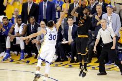 lol合区-TES险胜DFM，Oner单局斩获MVP全球总决赛3:1（北京）