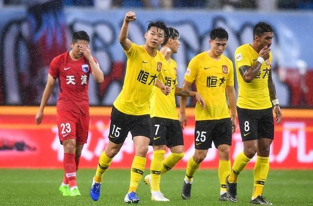 亚特兰大队豪取七连胜，稳坐积分榜榜首位置的简单介绍