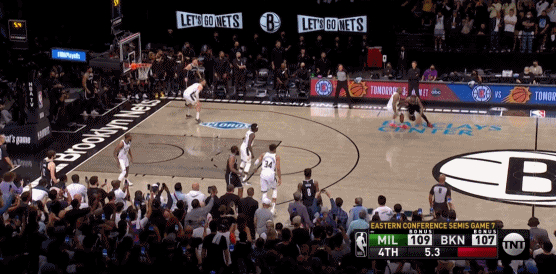 篮网完胜雄鹿，克莱惊艳四座